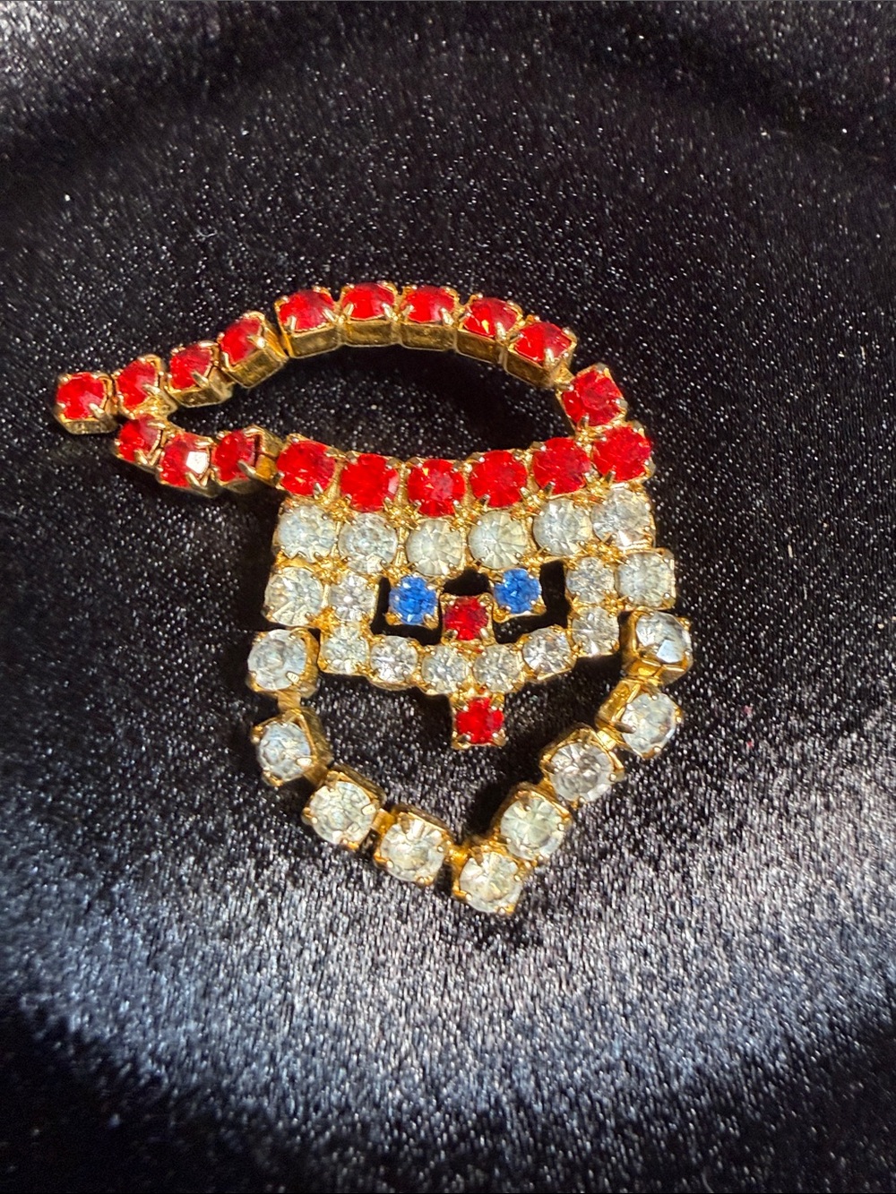 Vintage Gold-Tone Red & Clear Crystal Santa Pin - Unbranded